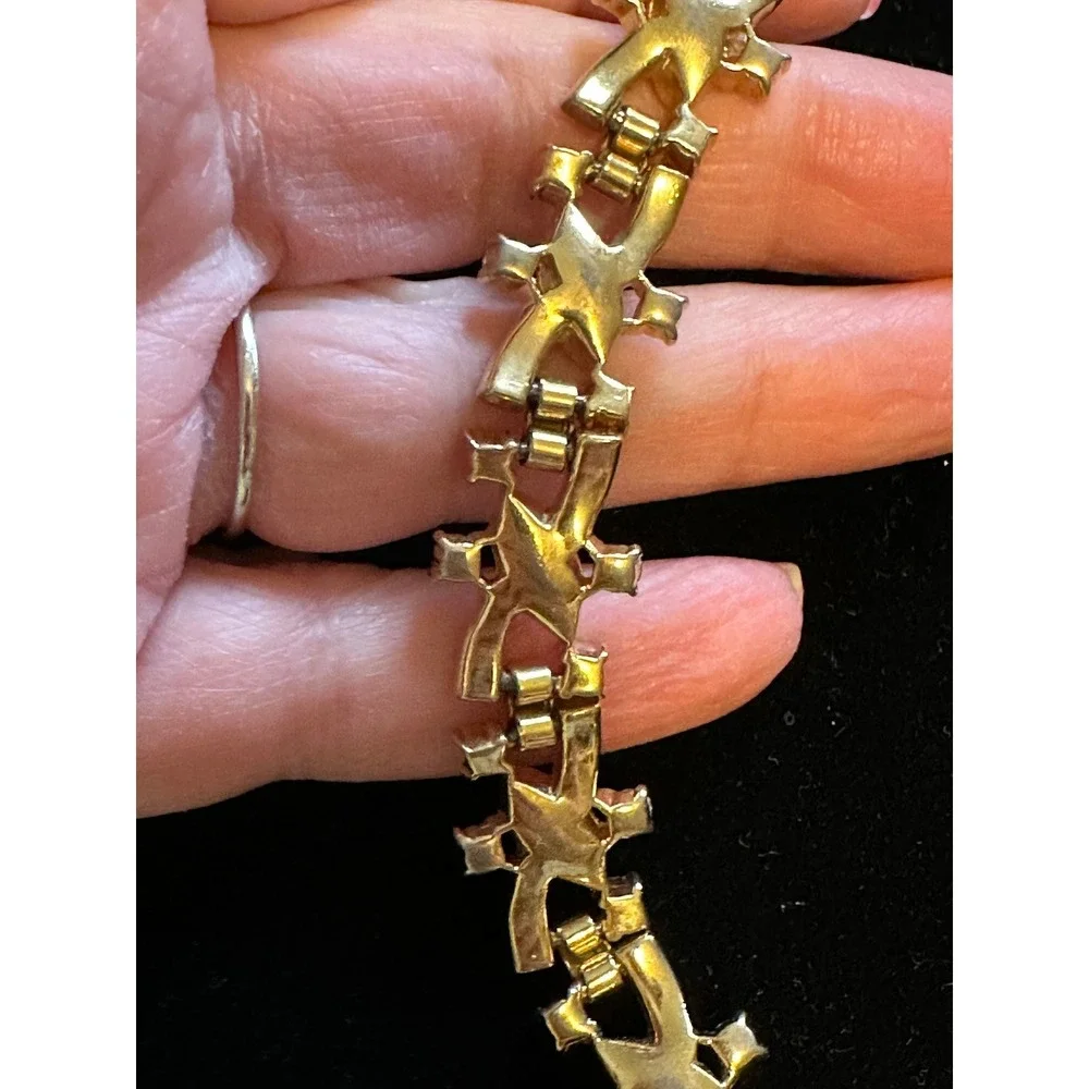 Vintage Mazer Bros Bracelet Gold tone & Rhinestones - Picture 6 of 7